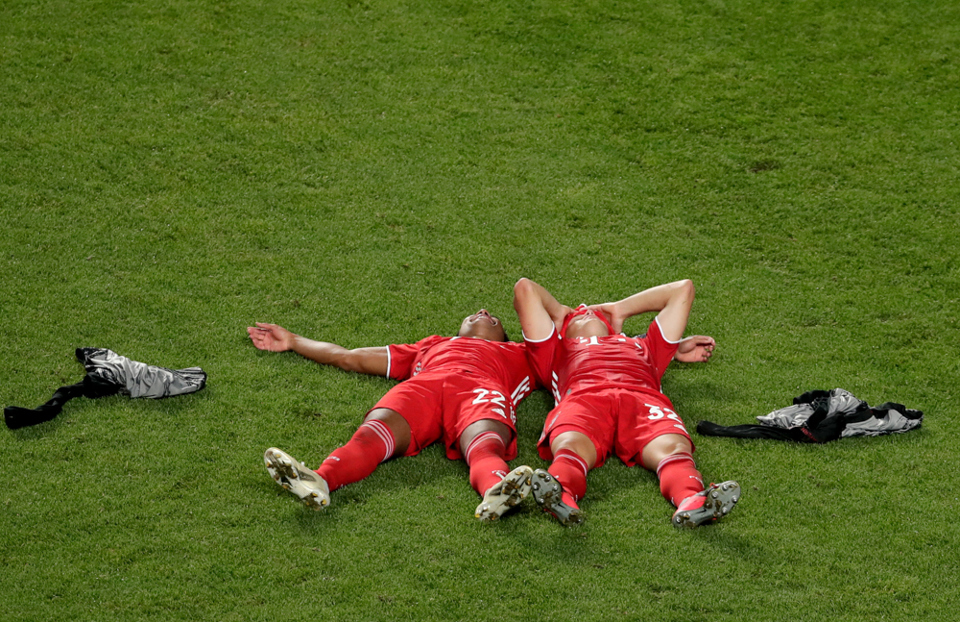 Màn ăn mừng lần thứ 6 vô địch Champions League đầy cảm xúc của Bayern Munich - Ảnh 5