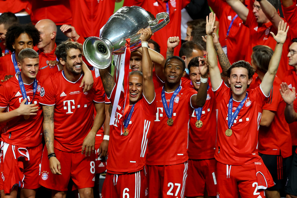 Màn ăn mừng lần thứ 6 vô địch Champions League đầy cảm xúc của Bayern Munich - Ảnh 9