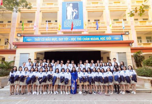 Những thí sinh xuất sắc đỗ vào lớp 10 của nhiều trường chuyên tại Hà Nội - Ảnh 3