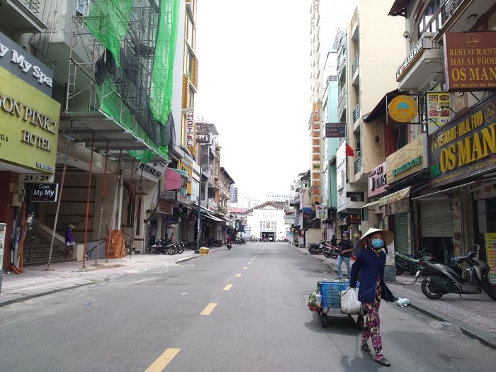 TP Hồ Chí Minh: Khu vực chợ Bến Thành đìu hiu suốt thời gian dài vì Covid-19 - Ảnh 5