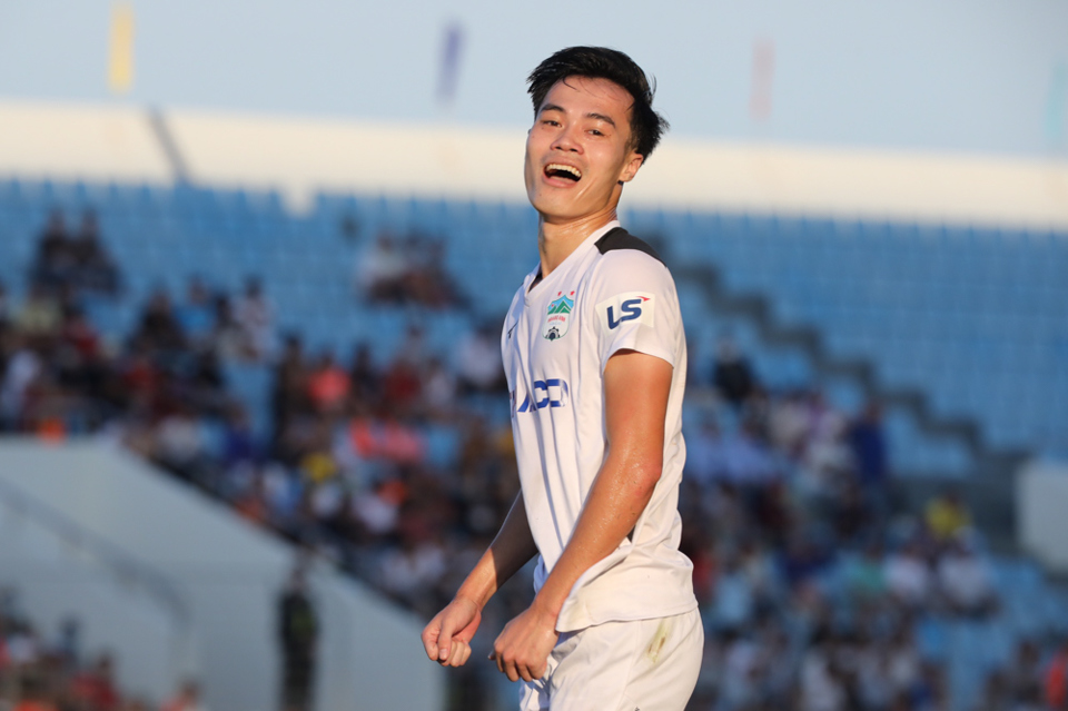Vòng 6 V-League 2020: HAGL bại trận trước SHB Đà Nẵng, Hà Nội FC tìm lại mạch chiến thắng - Ảnh 1