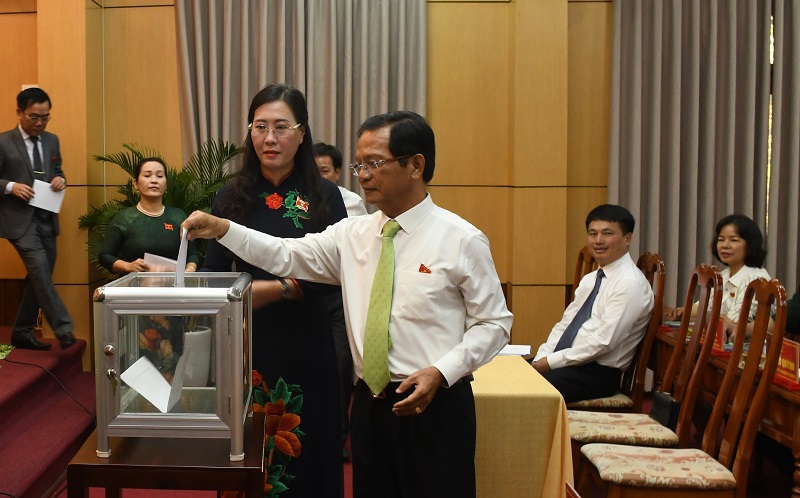 Ông Đặng Văn Minh giữ chức Chủ tịch UBND tỉnh Quảng Ngãi - Ảnh 1