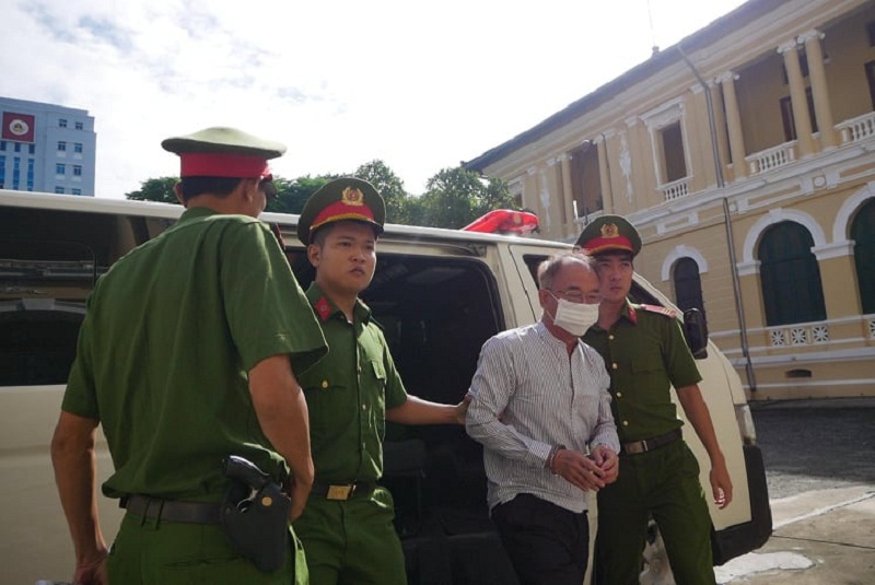 Nguyên Phó Chủ tịch UBND TP Hồ Chí Minh Nguyễn Thành Tài bị tuyên 8 năm tù - Ảnh 1
