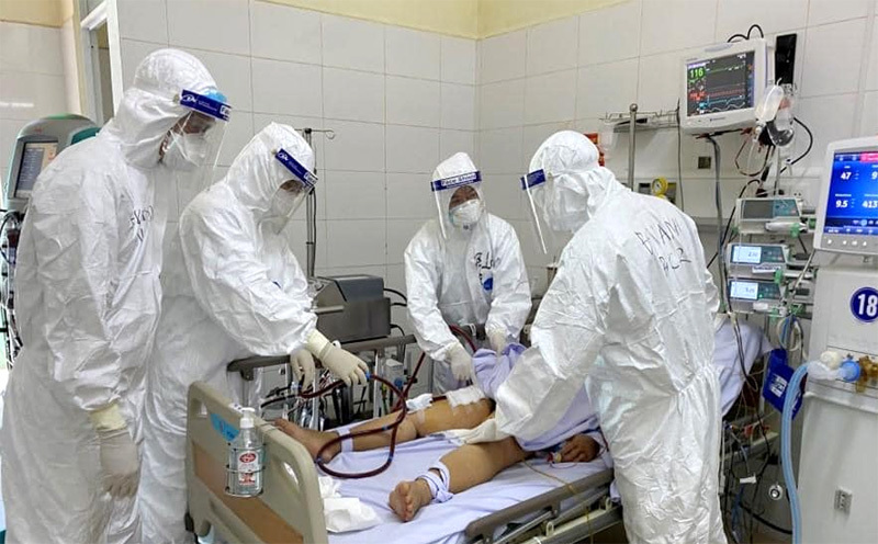 Việt Nam không có ca mắc mới Covid-19, 15 bệnh nhân tiên lượng rất nặng - Ảnh 2