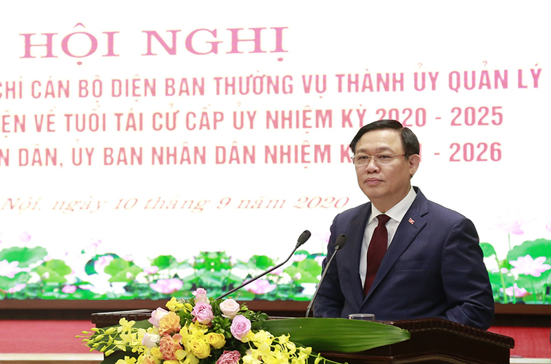 Thành ủy Hà Nội gặp mặt 78 cán bộ không đủ tuổi tái cử cấp ủy, chính quyền nhiệm kỳ mới - Ảnh 3