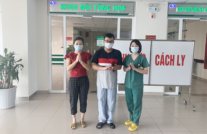 Bệnh nhân 812 - nhân viên giao bánh pizza ở Hà Nội từng phải thở máy được công bố khỏi bệnh - Ảnh 2