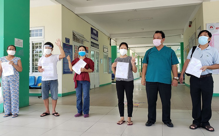 Ca bệnh Covid-19 mắc trong cộng đồng đầu tiên tại Đà Nẵng đã được chữa khỏi - Ảnh 2