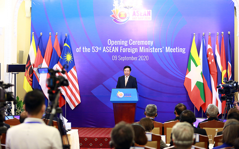 Phó Thủ tướng Phạm Bình Minh: ASEAN nỗ lực xây dựng COC - Ảnh 1
