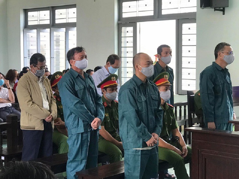 Bình Thuận: Nguyên Chủ tịch UBND TP Phan Thiết lĩnh án 24 tháng tù treo - Ảnh 1
