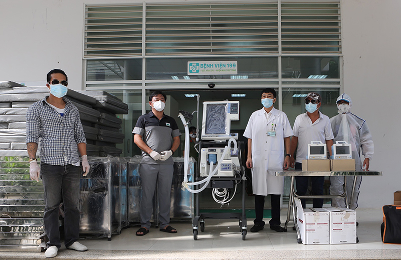 Hội yêu lan trao máy thở, dụng cụ y tế hơn 3,4 tỷ đồng cho các bệnh viện ở Đà Nẵng - Ảnh 1