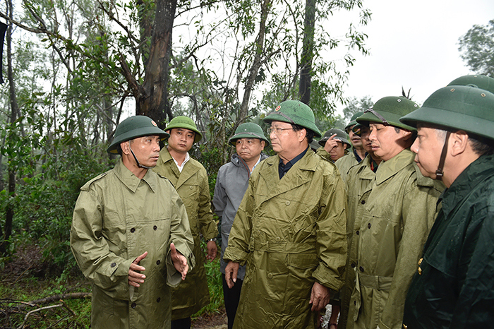 Phó Thủ tướng cùng 2 trực thăng đến Huế chỉ đạo cứu hộ tại thủy điện Rào Trăng 3 - Ảnh 1