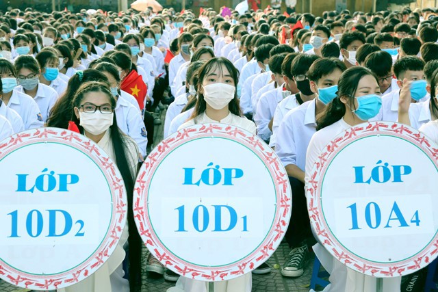 Hà Nội: Hơn 2,1 triệu học sinh bước vào năm học mới 2020-2021 - Ảnh 36