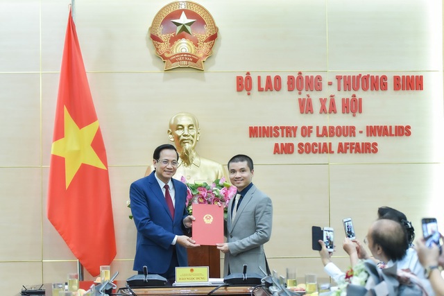 Trao quyết định bổ nhiệm ông Phạm Tuấn Anh làm Tổng Biên tập báo điện tử Dân trí - Ảnh 1