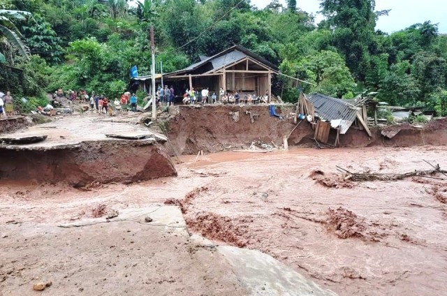 Thêm nhiều người thương vong, thiệt hại hơn 45 tỷ đồng do mưa lũ - Ảnh 1