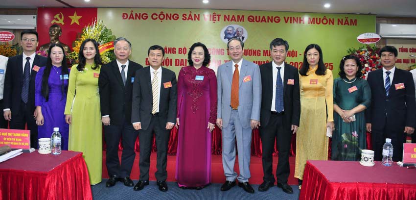 Đảng bộ Tổng công ty Thương mại Hà Nội: Xây dựng doanh nghiệp phát triển bền vững - Ảnh 3