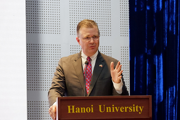 Đại sứ Mỹ Kritenbrink: “Những bước tiến phi thường trong quan hệ Mỹ - Việt không phải ngẫu nhiên” - Ảnh 6