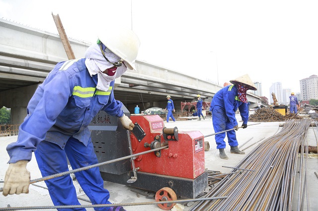 Mất an toàn tại công trình xây dựng: Giám sát lỏng lẻo, chế tài chưa nghiêm - Ảnh 1