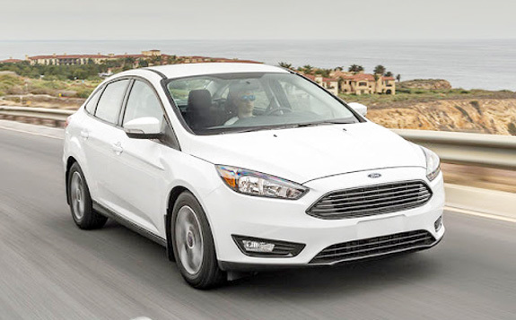 Giá xe ô tô hôm nay 10/10: Ford Focus thấp nhất ở mức 626 triệu đồng - Ảnh 1