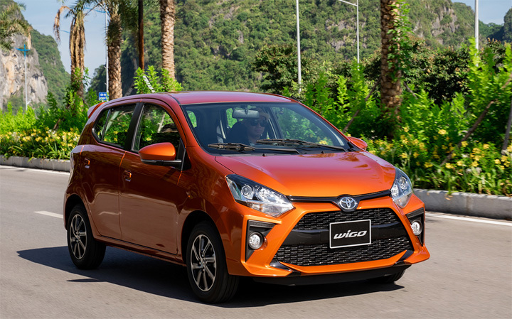 Giá xe ô tô hôm nay 25/9: Toyota Wigo có giá thấp nhất ở mức 352 triệu động - Ảnh 1