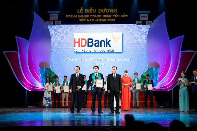 HDBank - Doanh nghiệp tiêu biểu Việt Nam - ASEAN 2020 - Ảnh 1