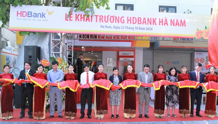 HDBank chính thức đồng hành cùng sự phát triển của Hà Nam - Ảnh 1