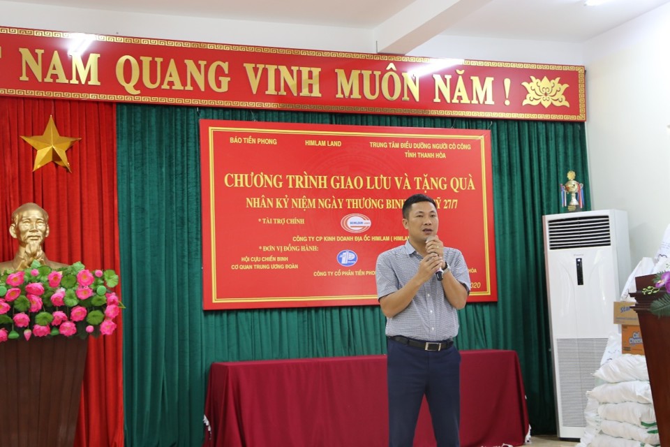 Him Lam Land thăm, tặng quà 10 trung tâm điều dưỡng thương binh nặng và người có công - Ảnh 2