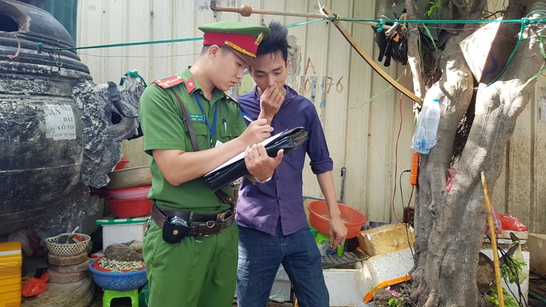 Phường Hoàng Liệt, quận Hoàng Mai: Ra quân xử lý vi phạm trật tự đô thị chào mừng Đại hội Đảng bộ quận - Ảnh 2