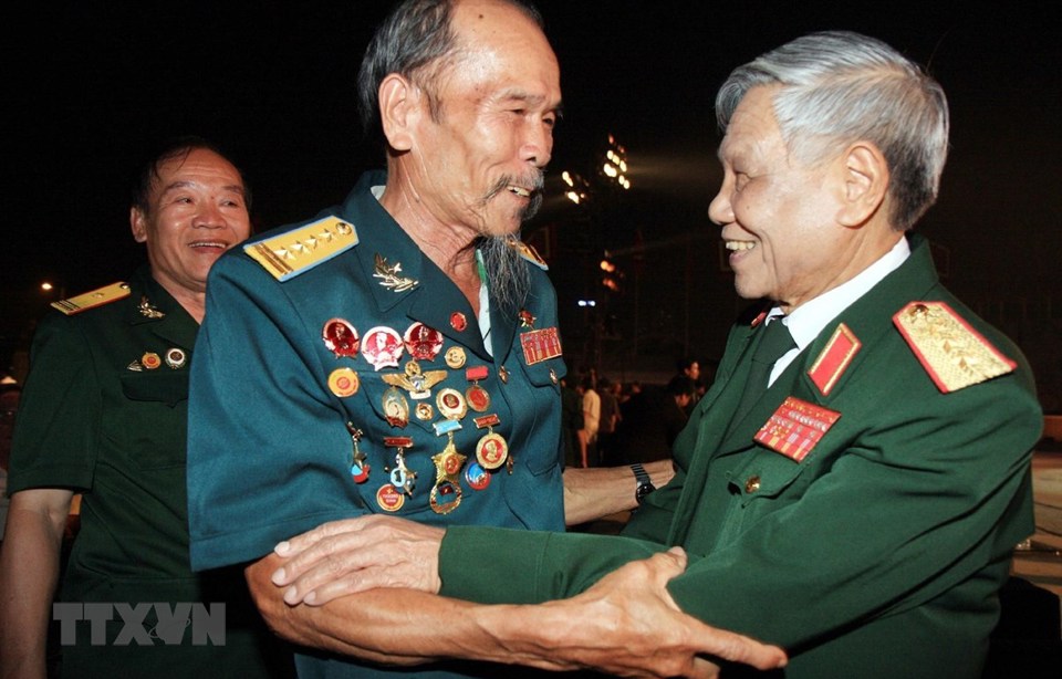 Hồi ức về Thượng tướng Lê Khả Phiêu trên chiến trường Campuchia - Ảnh 1