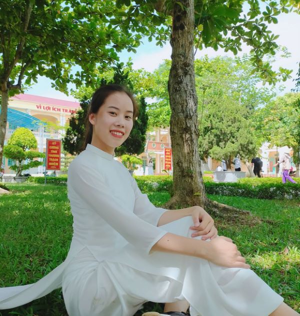 Bí quyết giúp nữ sinh Nam Định đạt 10 điểm Ngữ văn thi tốt nghiệp THPT 2020 - Ảnh 1