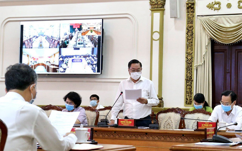 TP Hồ Chí Minh: Xử phạt hành chính hành vi không đeo khẩu trang nơi công cộng từ ngày 5/8 - Ảnh 2