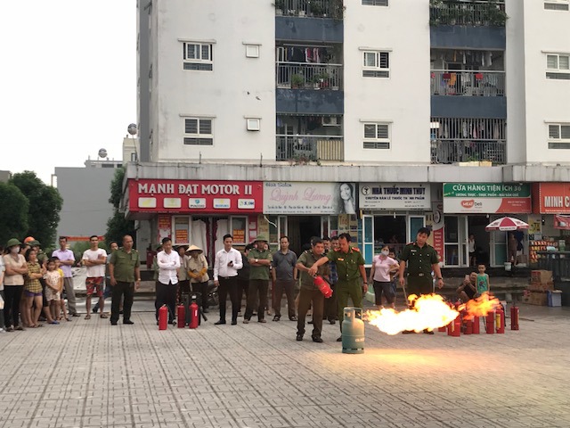 Huyện Thanh Oai: Diễn tập chữa cháy và cứu nạn, cứu hộ tại Khu đô thị Thanh Hà - Ảnh 6