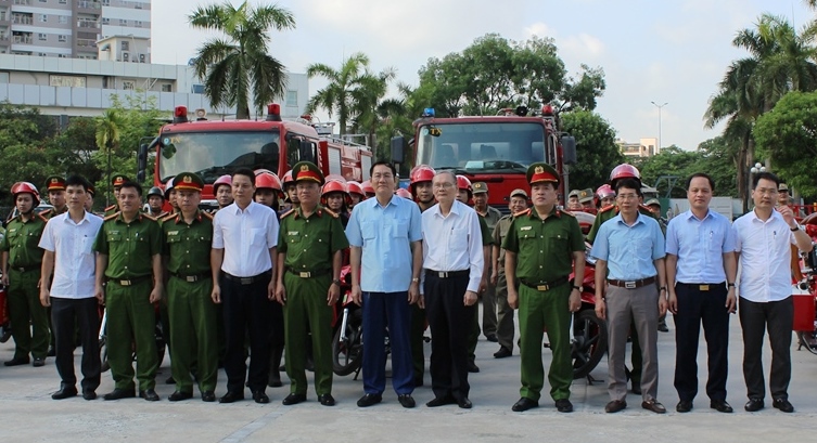 Quận Thanh Xuân: Ra mắt tổ chữa cháy và cứu nạn cứu hộ - Ảnh 1