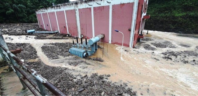 Cận cảnh nhà máy thủy điện 2.000 tỷ chìm trong nước lũ tại Hà Giang - Ảnh 5