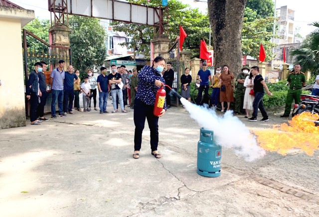 Huyện Mê Linh tuyên truyền, tập huấn kiến thức phòng chống cháy nổ cho người dân - Ảnh 1