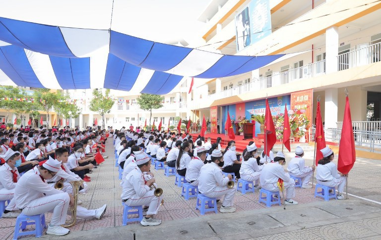 Lễ khai giảng vui tươi, an toàn của học sinh quận Hoàng Mai - Ảnh 3