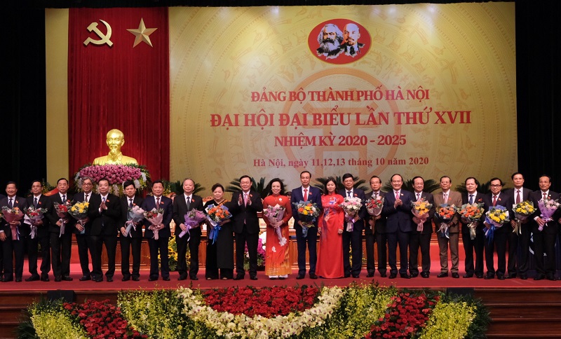 Ban Chấp hành Đảng bộ thành phố Hà Nội khóa XVII, nhiệm kỳ 2020 - 2025 ra mắt Đại hội - Ảnh 3