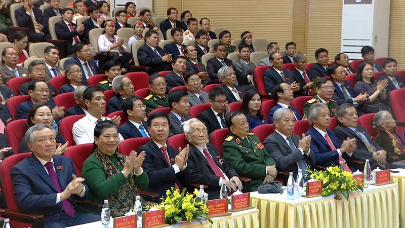 Bà Bùi Thị Quỳnh Vân tái cử Bí thư Tỉnh ủy Quảng Ngãi nhiệm kỳ 2020 - 2025 - Ảnh 1