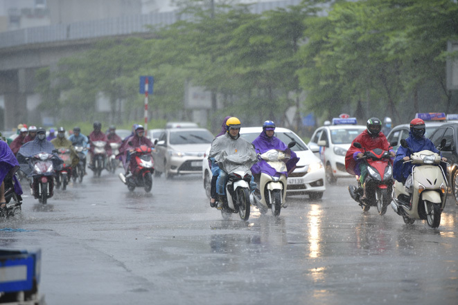 Thời tiết 10 ngày sắp tới (từ 18/9 - 28/9): Hà Nội và cả nước mưa dông - Ảnh 1