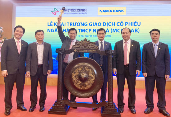 Hôm nay, hơn 389 triệu cổ phiếu của Nam A Bank chính thức giao dịch trên UPCoM - Ảnh 2