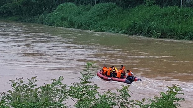 Lai Châu: Tìm thấy thi thể nạn nhân trượt chân rơi xuống sông - Ảnh 1