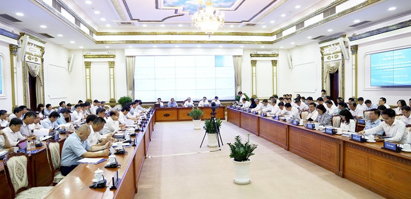 Thủ tướng tháo gỡ khó khăn cho nhiều dự án bị vướng mắc ở TP Hồ Chí Minh - Ảnh 2