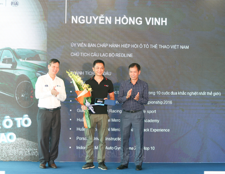 Việt Nam có 3 tay đua đầu tiên nhận bằng đua ô tô quốc tế - Ảnh 3