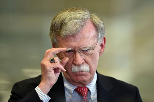 Cựu Cố vấn John Bolton: Mỹ không có quyền kích hoạt các lệnh trừng phạt chống Iran - Ảnh 1