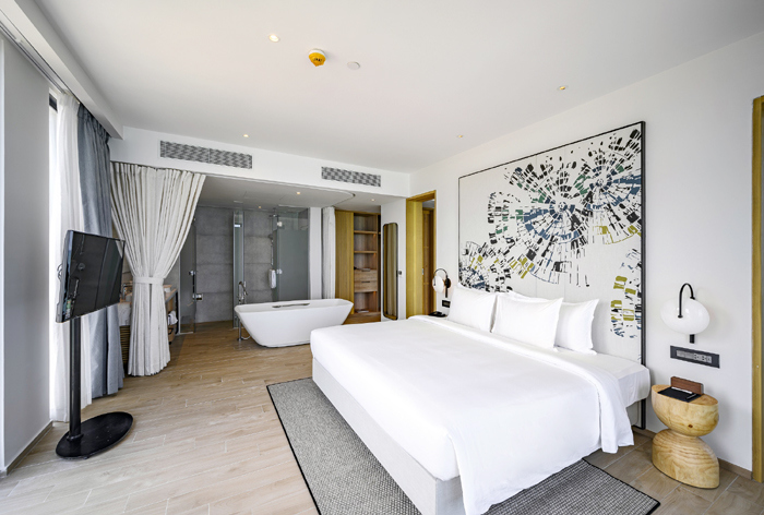 Khách sạn 5 sao theo tiêu chuẩn quốc tế đầu tiên tại Quy Nhơn chính thức “trình làng” - Ảnh 2