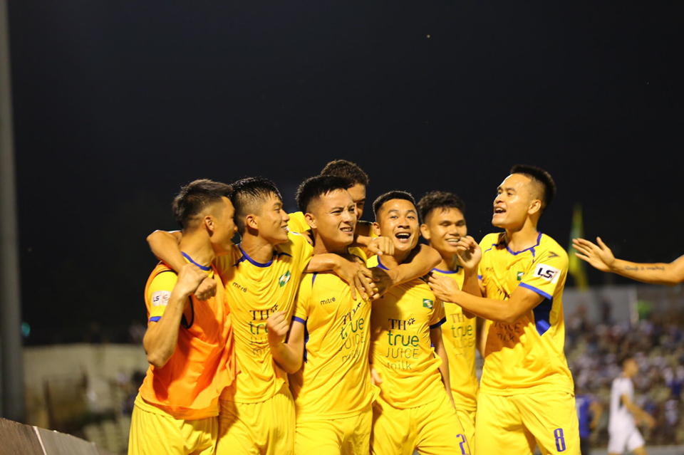 Vòng 12 V-League 2020: HAGL gục ngã trước SLNA, Viettel đánh bại Sài Gòn - Ảnh 2