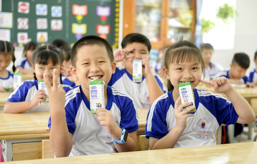Niềm vui uống sữa học đường an toàn tại TP Hồ Chí Minh - Ảnh 1