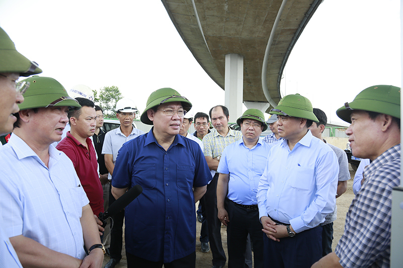 Bí thư Thành ủy Vương Đình Huệ:  Đẩy nhanh việc hoàn thành 5 dự án giao thông trọng điểm của thành phố - Ảnh 2