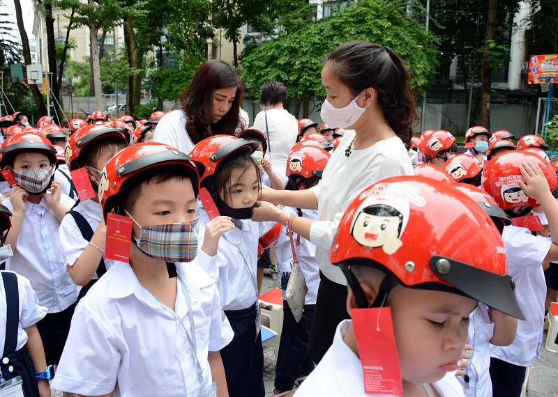 Quận Hai Bà Trưng: Trường Tiểu học Tây Sơn tập huấn nâng cao kỹ năng tham gia giao thông an toàn cho học sinh - Ảnh 6