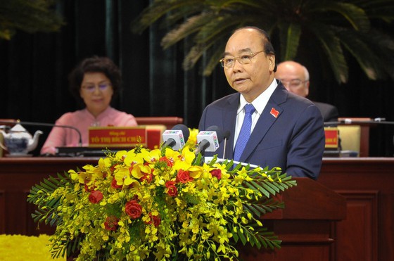 Thủ tướng Nguyễn Xuân Phúc dự, chỉ đạo Đại hội đại biểu Đảng bộ TP Hồ Chí Minh khóa XI - Ảnh 3