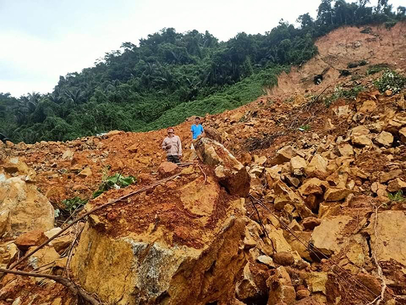 Cứu hộ sạt lở thủy điện Rào Trăng 3: Tìm thấy thêm 1 thi thể - Ảnh 1